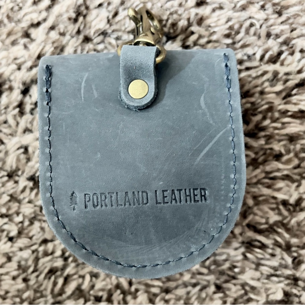 Portland Leather Coin Pouch - Picture 2 of 2